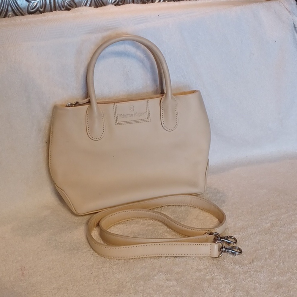 Etienne Aigner purse beige color genuine leather small shoulder bag